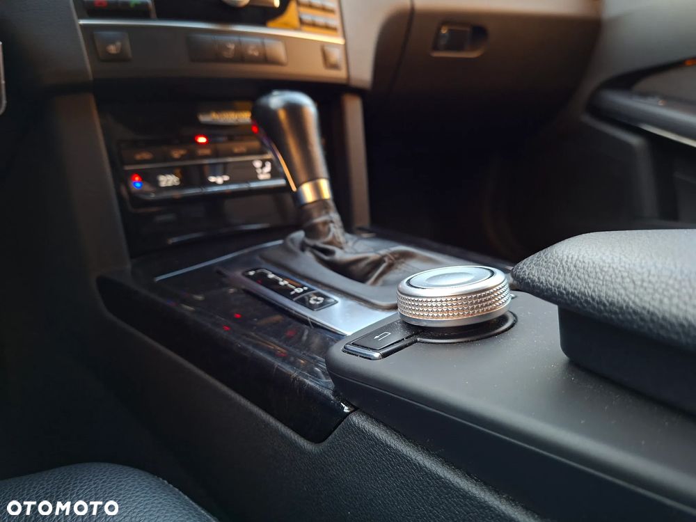 Mercedes-Benz Klasa E - 20