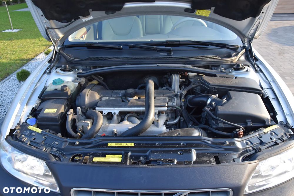 Volvo V70 2.5T AWD Summum - 18