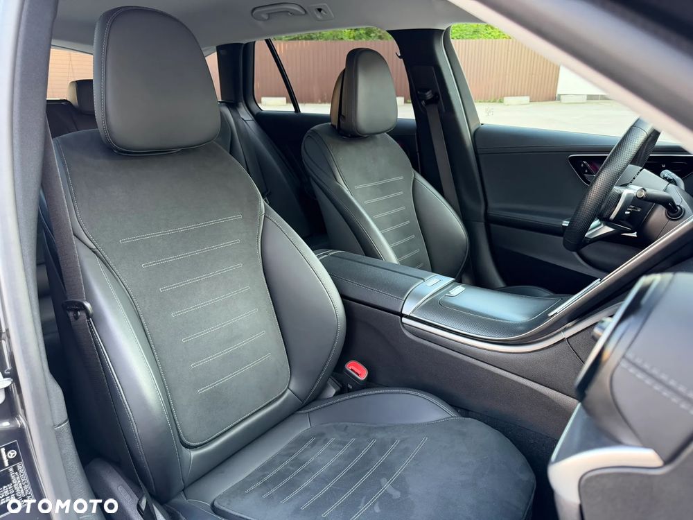 Mercedes-Benz Klasa C 220 d 4Matic 9G-TRONIC AMG Line - 18