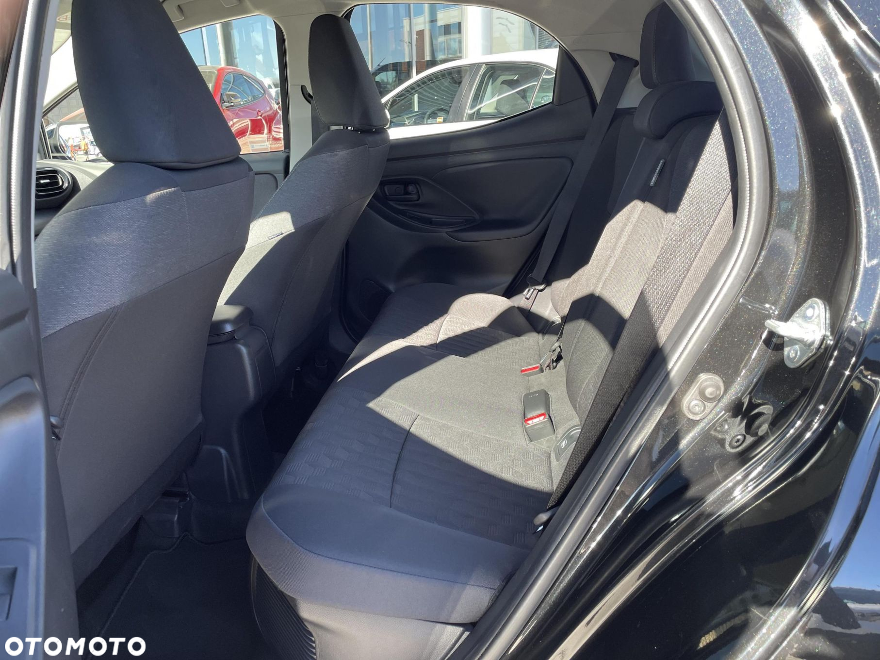 Toyota Yaris Hybrid 1.5 Style - 15