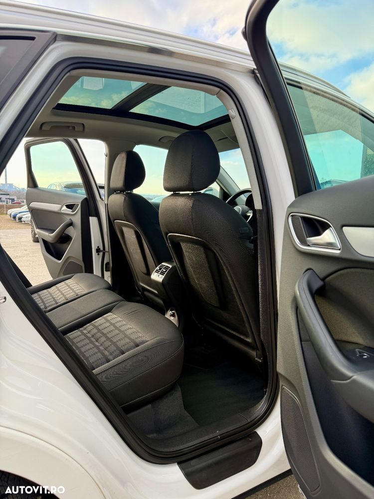 Audi Q3 2.0 TDI Quattro Stronic Design - 8