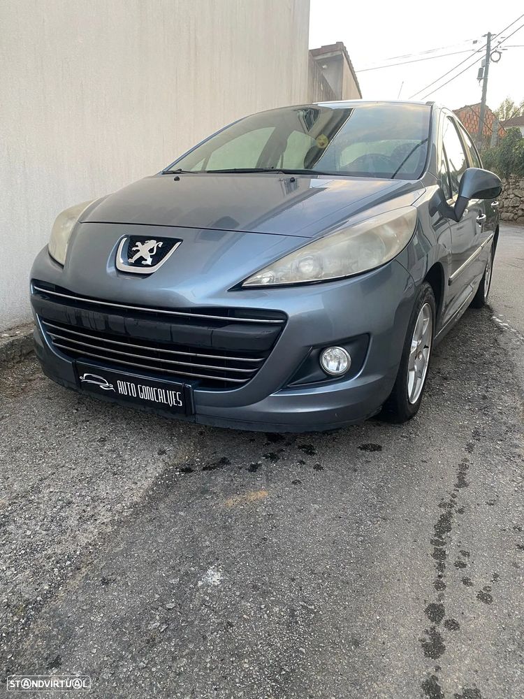Peugeot 207 1.4 HDi Active - 1