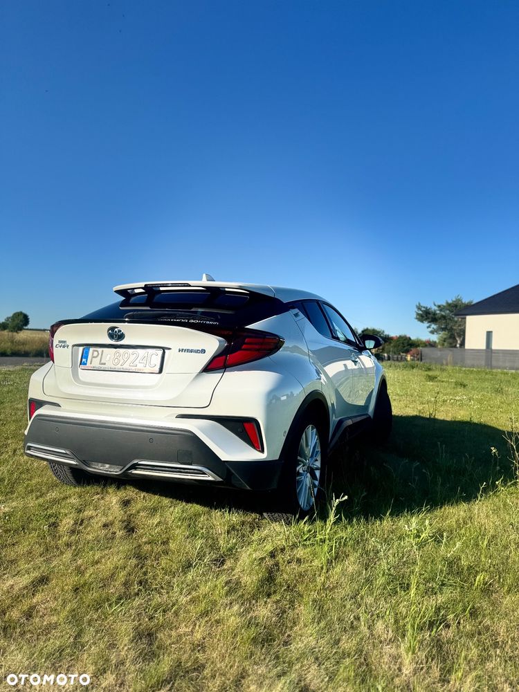 Toyota C-HR 2.0 Hybrid Executive - 29