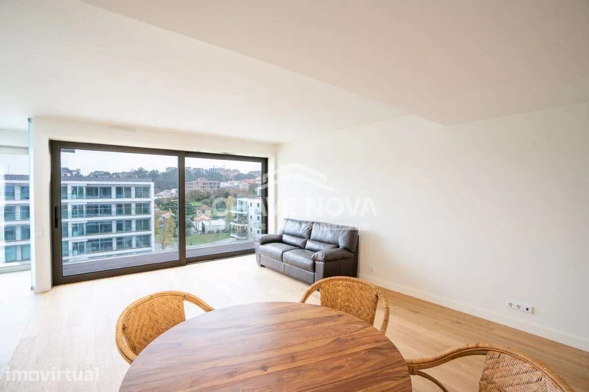 T2 Mobilado para Arrendamento – Último piso, vista rio Vila Nova Gaia - Grande imagem: 5/9