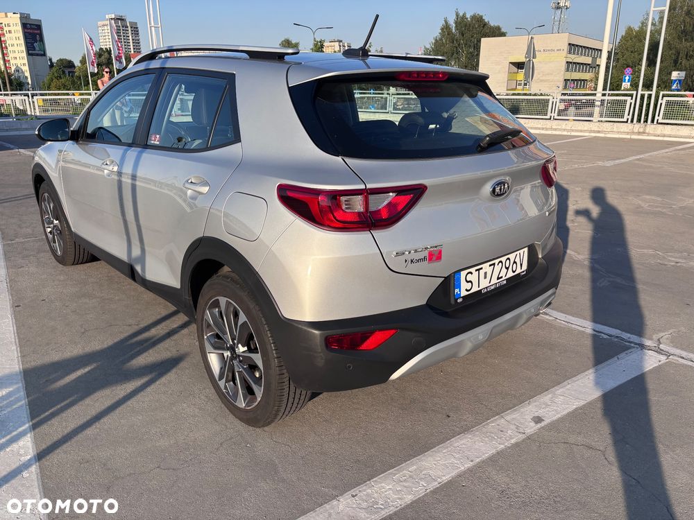 Kia Stonic 1.0 T-GDI MHEV L - 9