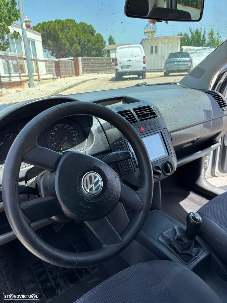 VW Polo 1.4 TDi Confortline - 4