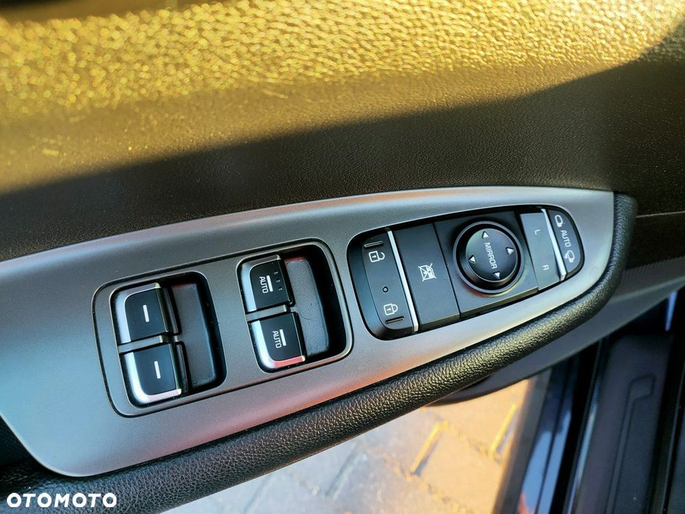 Kia Optima - 19