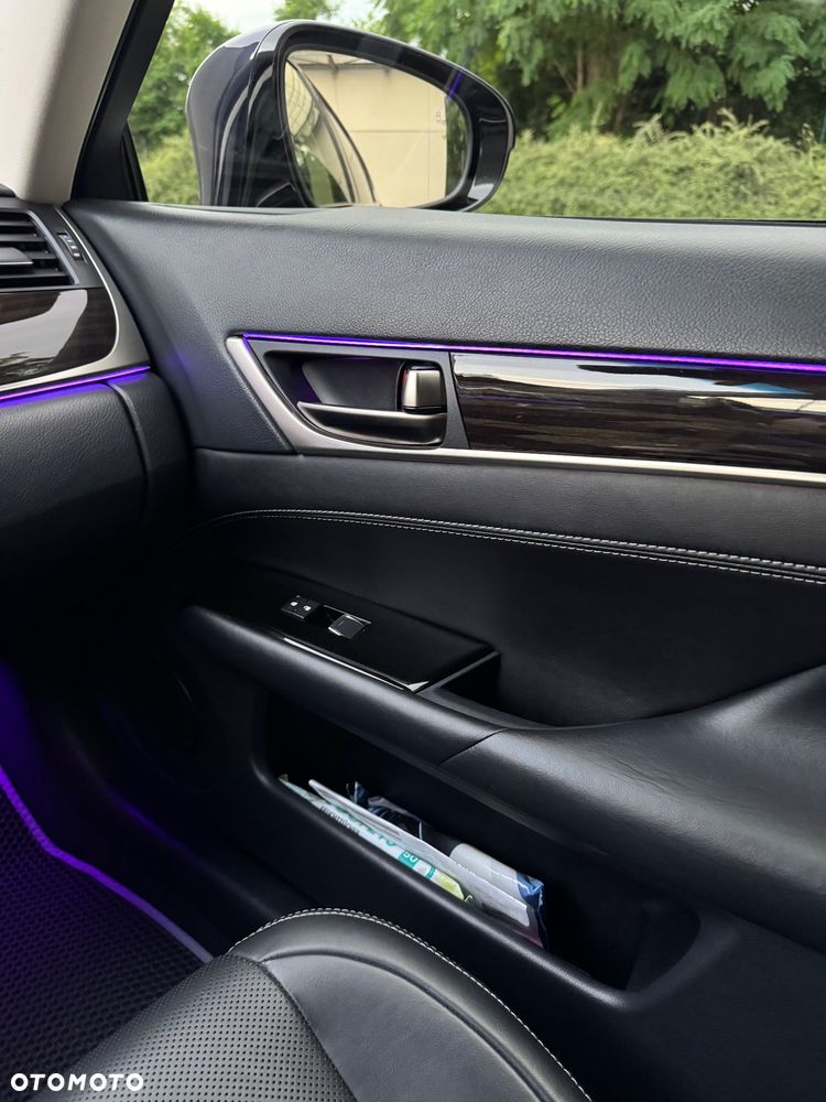 Lexus GS 200t / 300 Elegance - 20
