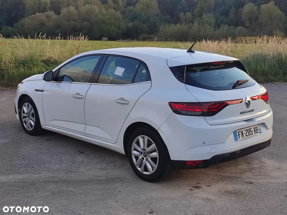 Renault Megane 1.5 Blue dCi Intens - 7