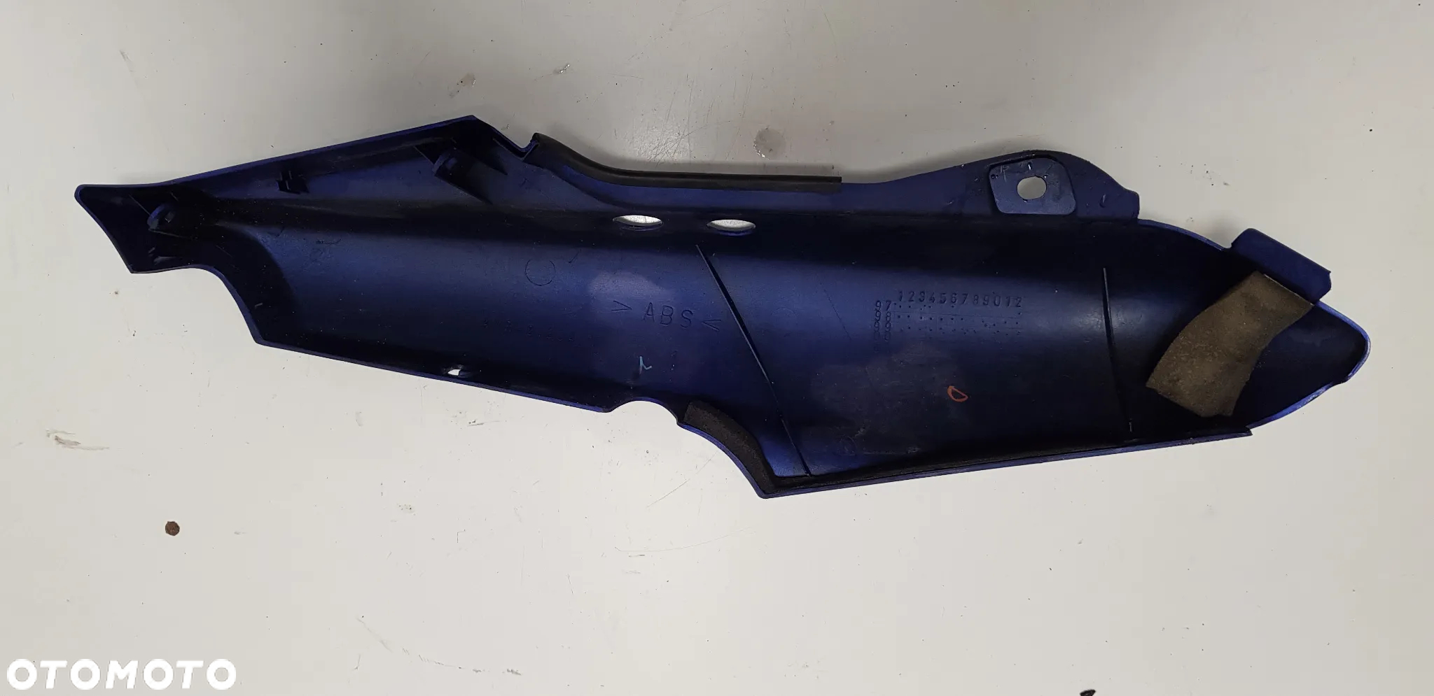 Yamaha Fazer FZS 600 Boczek lewy - 5