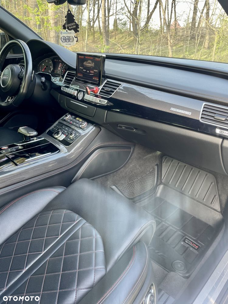 Audi A8 - 11