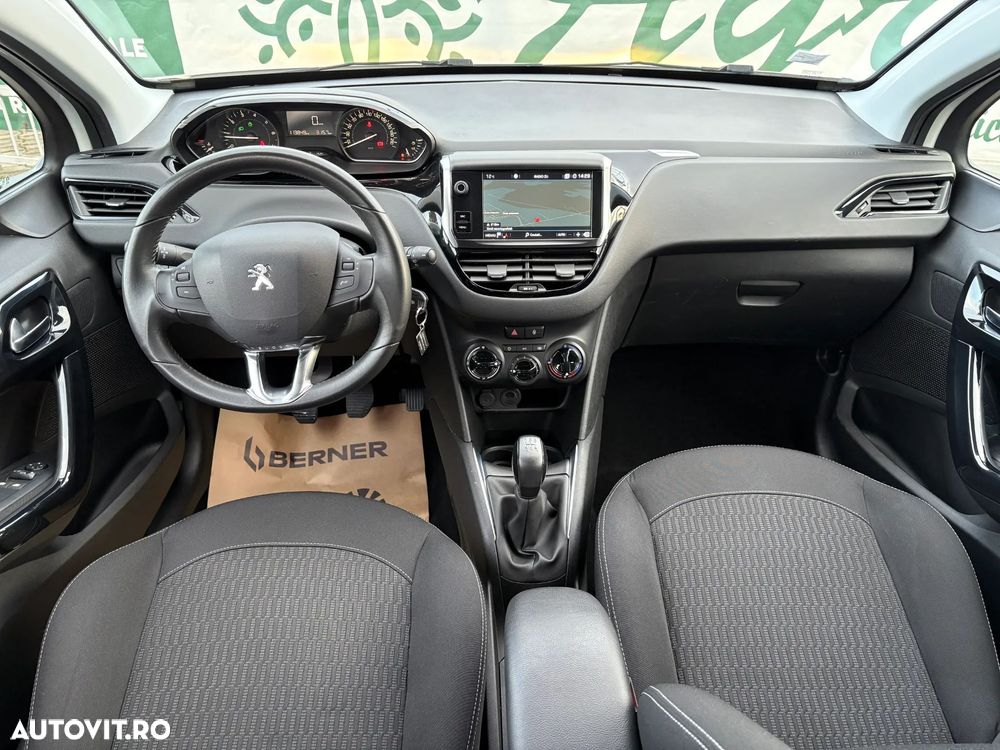 Peugeot 208 PureTech 82 Start & Stop Style - 5