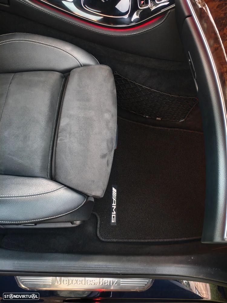 Mercedes-Benz E 220 d AMG - 16