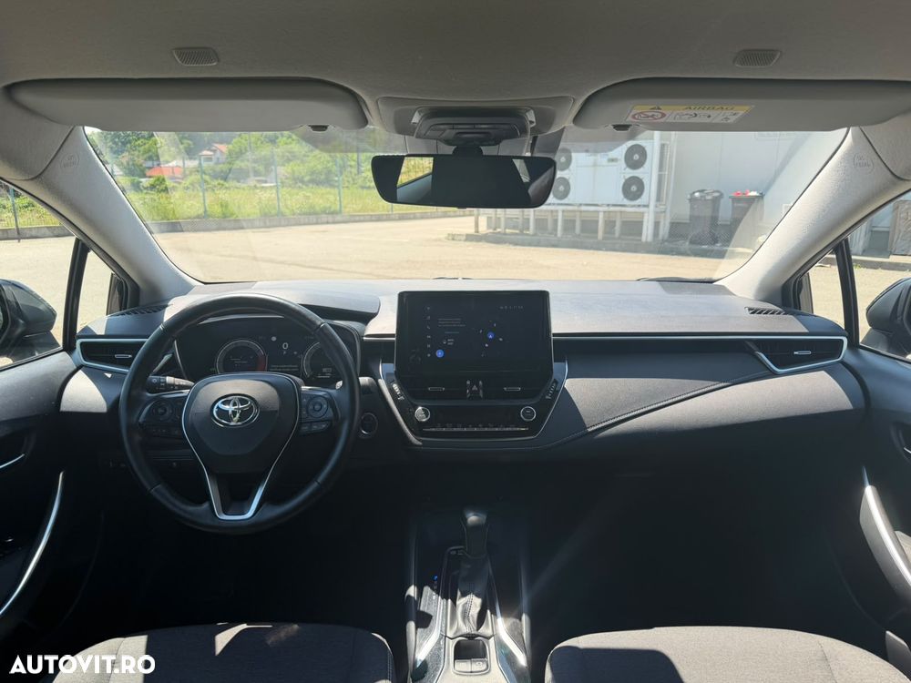 Toyota Corolla 1.8 HSD Business - 22