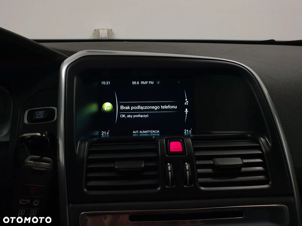 Volvo XC 60 D3 Drive-E Momentum - 16