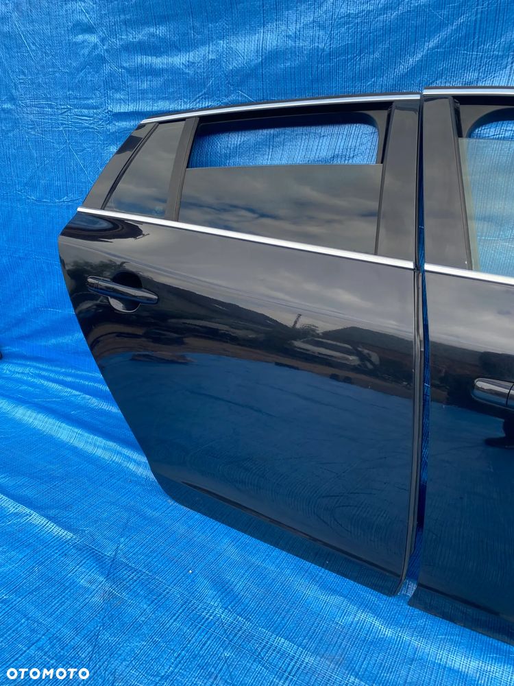 DRZWI PRAWE PRAWY PRZÓD PRZEDNIE VOLVO V60 2011-2018 CZARNE  452-26 - 6