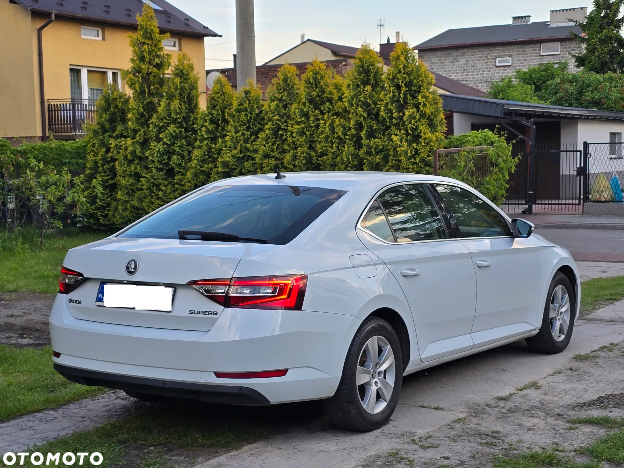 Skoda Superb 2.0 TDI Style DSG - 29