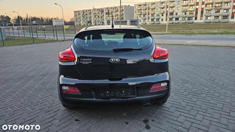 Kia Ceed 1.4 CVVT Dream Team Edition - 40