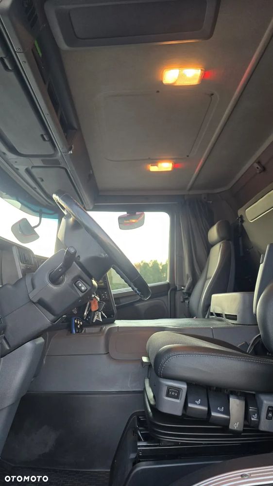 Scania P280 Euro 6 4x2 kurierka regulowany kontener 18 palet super stan niski przebieg! godna uwagi! - 16