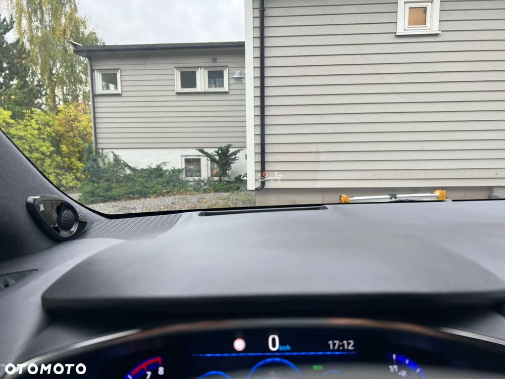 Toyota Corolla 2.0 Lounge - 13