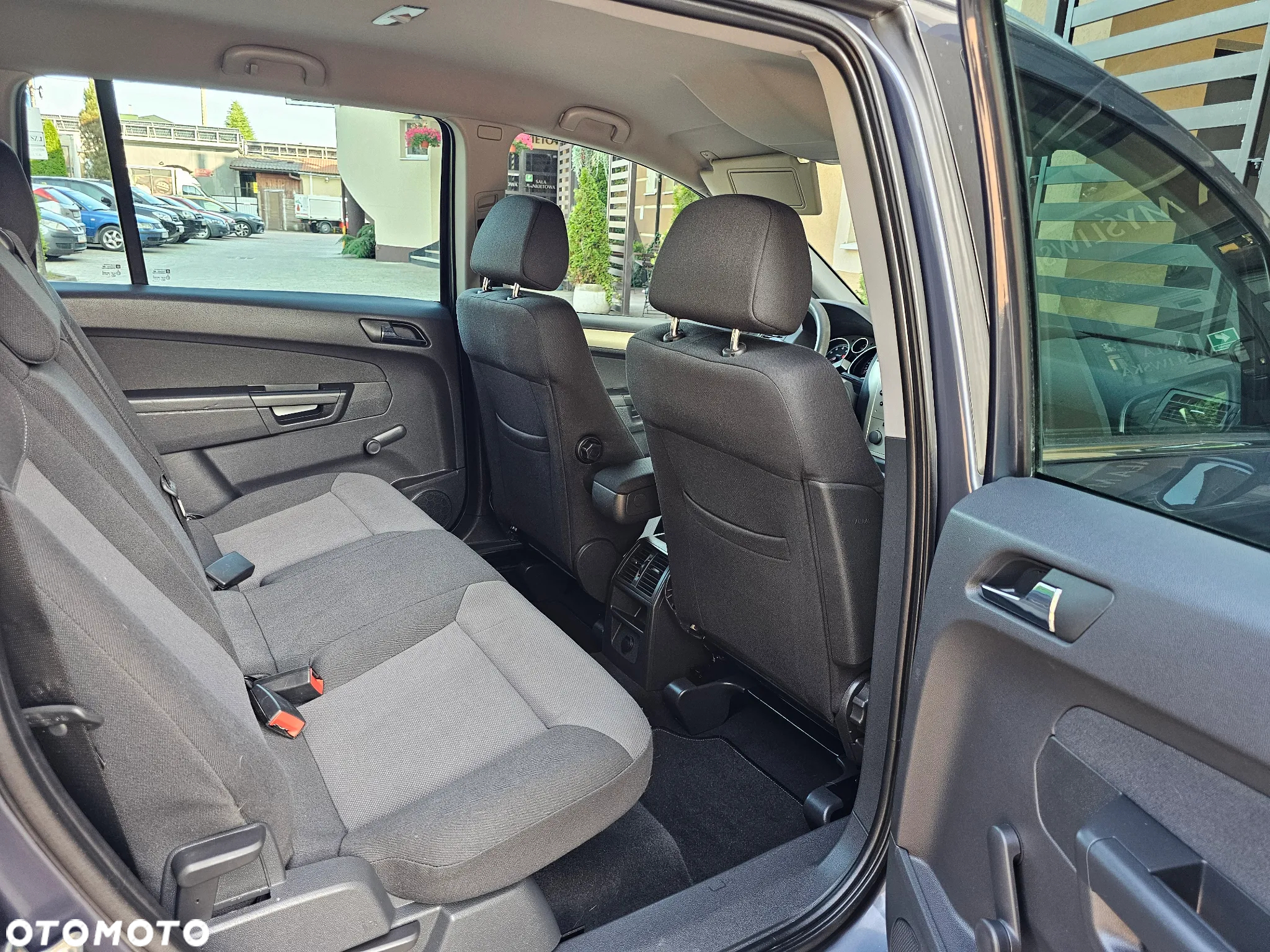 Opel Zafira 1.8 Active - 10