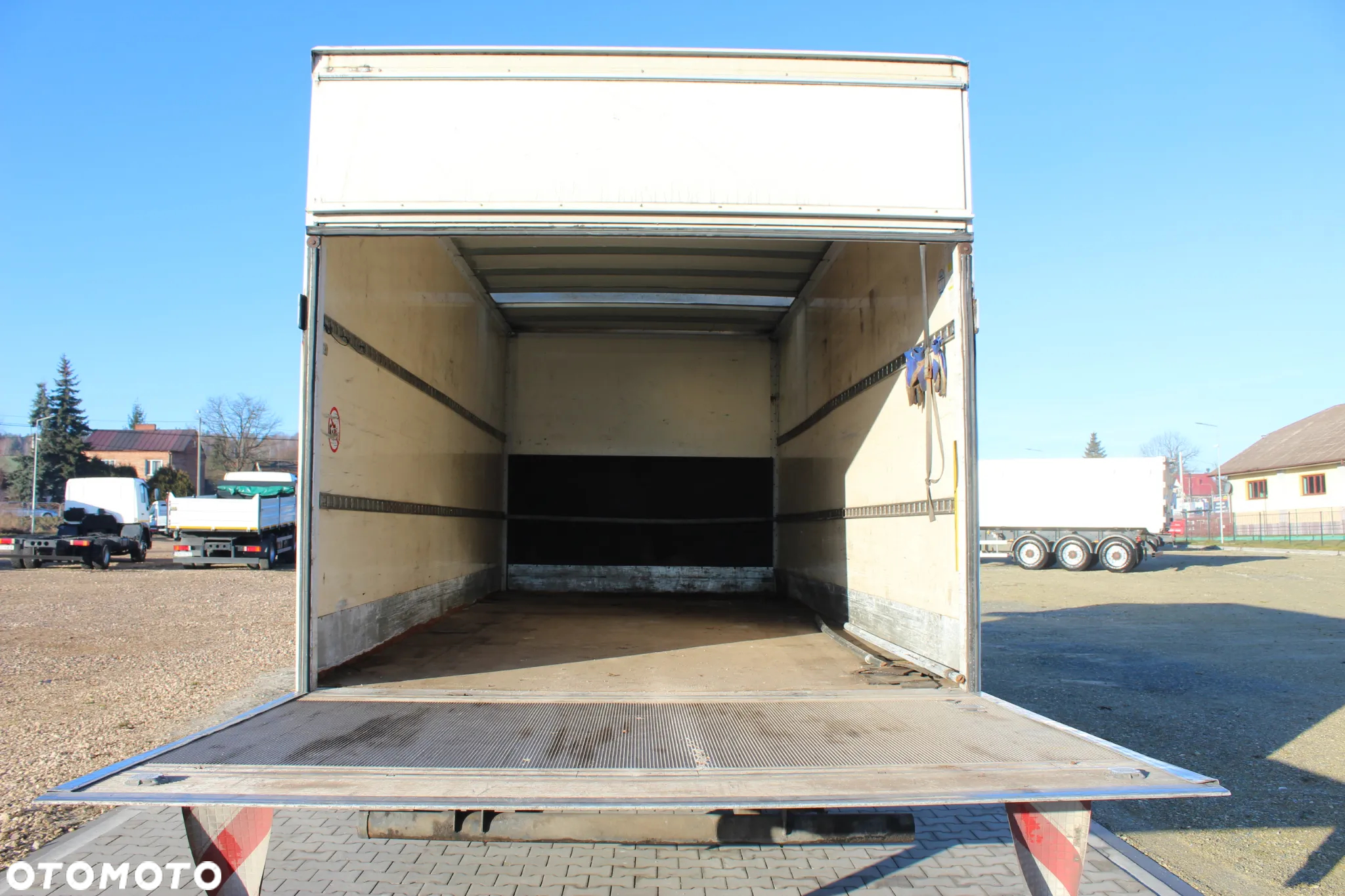 Kontener, Winda 1000kg, Vario 814 815 816 818 , Iveco Daily 50c15 60c15 65c17 70c17 72c18, Mascott, Atego - 10