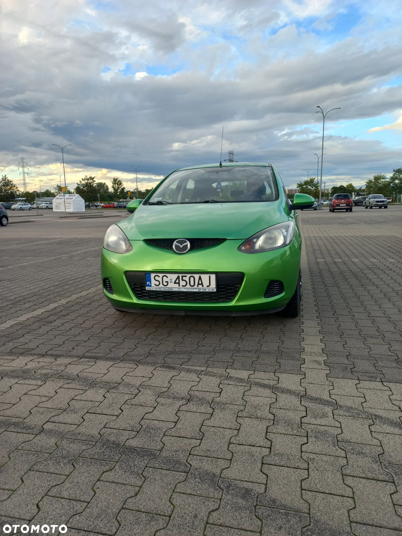 Mazda 2 - 4