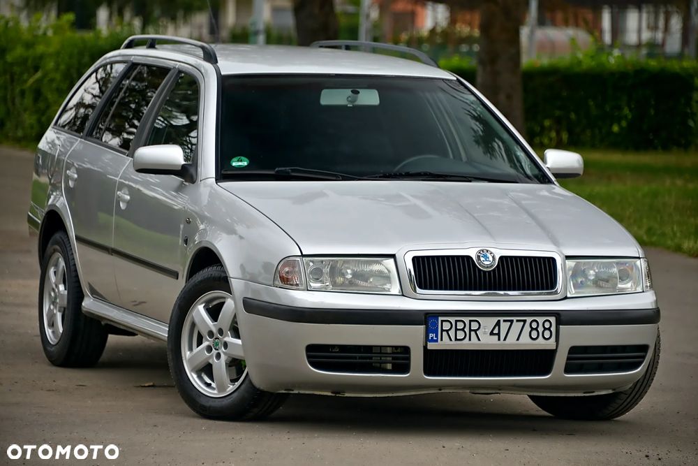 Skoda Octavia 1.9 TDI Combi Ambiente - 2