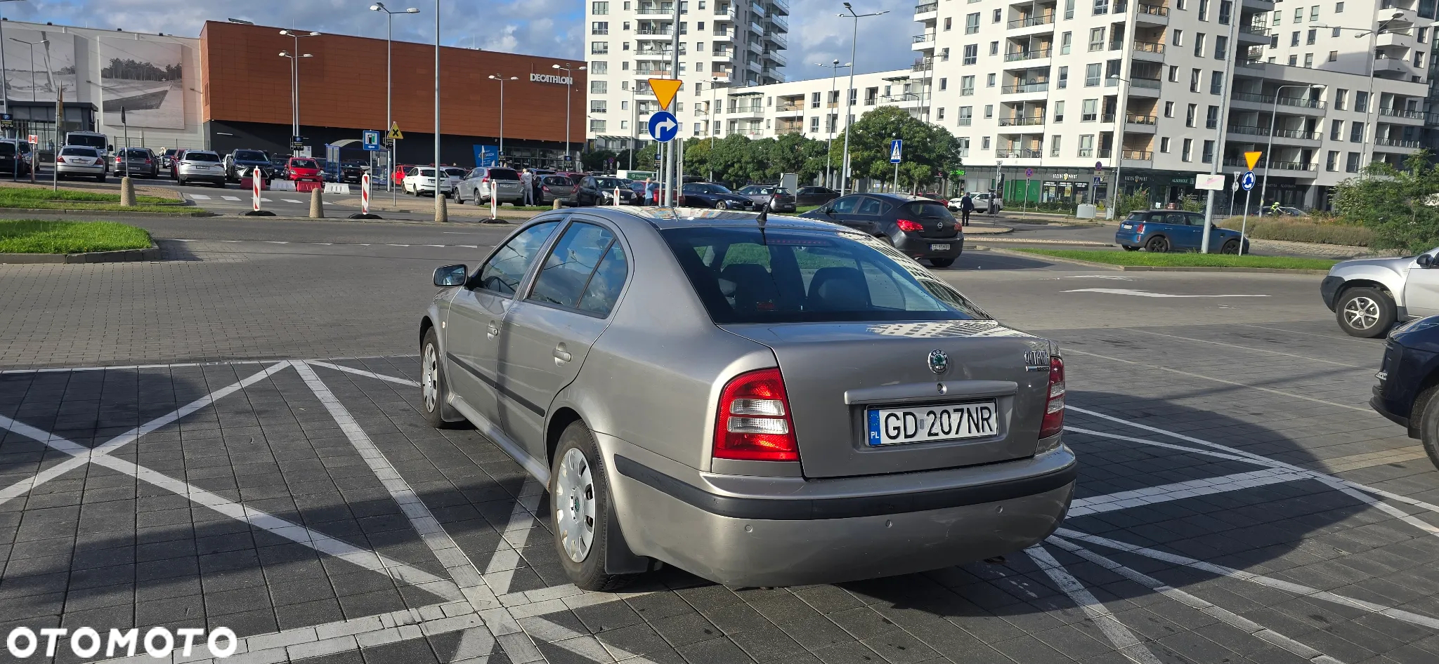 Skoda Octavia 1.6 Tour - 3