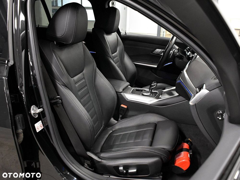 BMW Seria 3 - 14