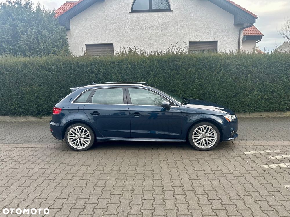 Audi A3 Sportback - 12