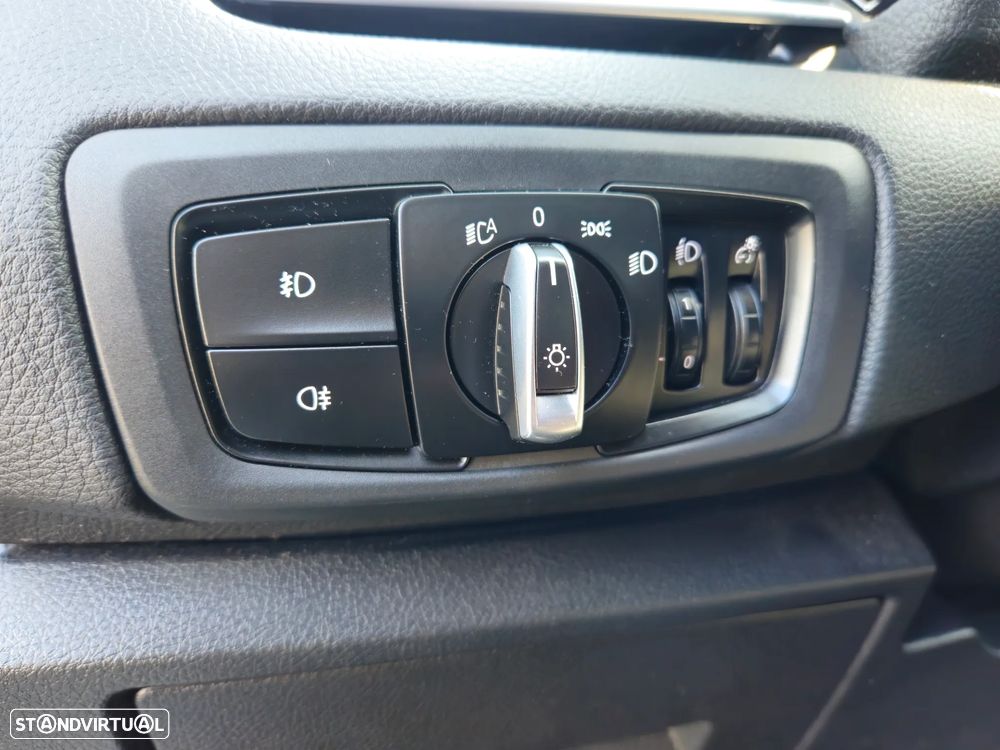 BMW 216 Active Tourer d Advantage - 10