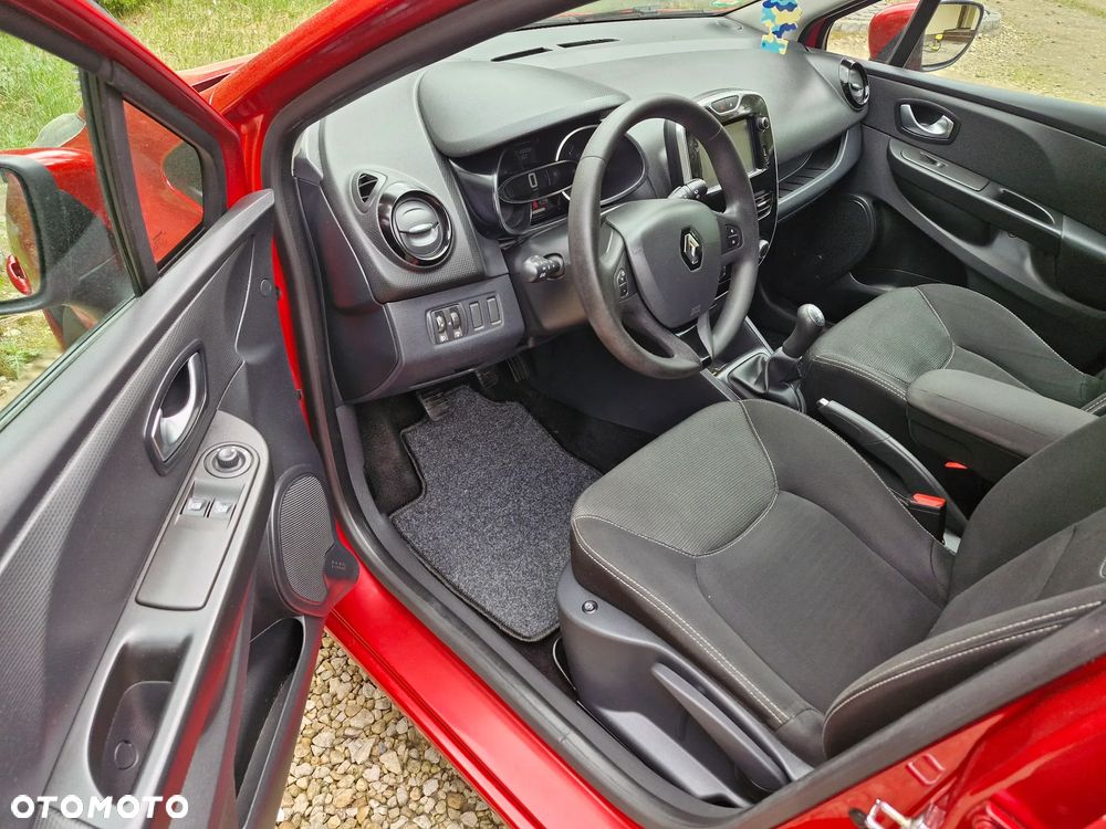 Renault Clio 1.2 16V 75 Life - 20