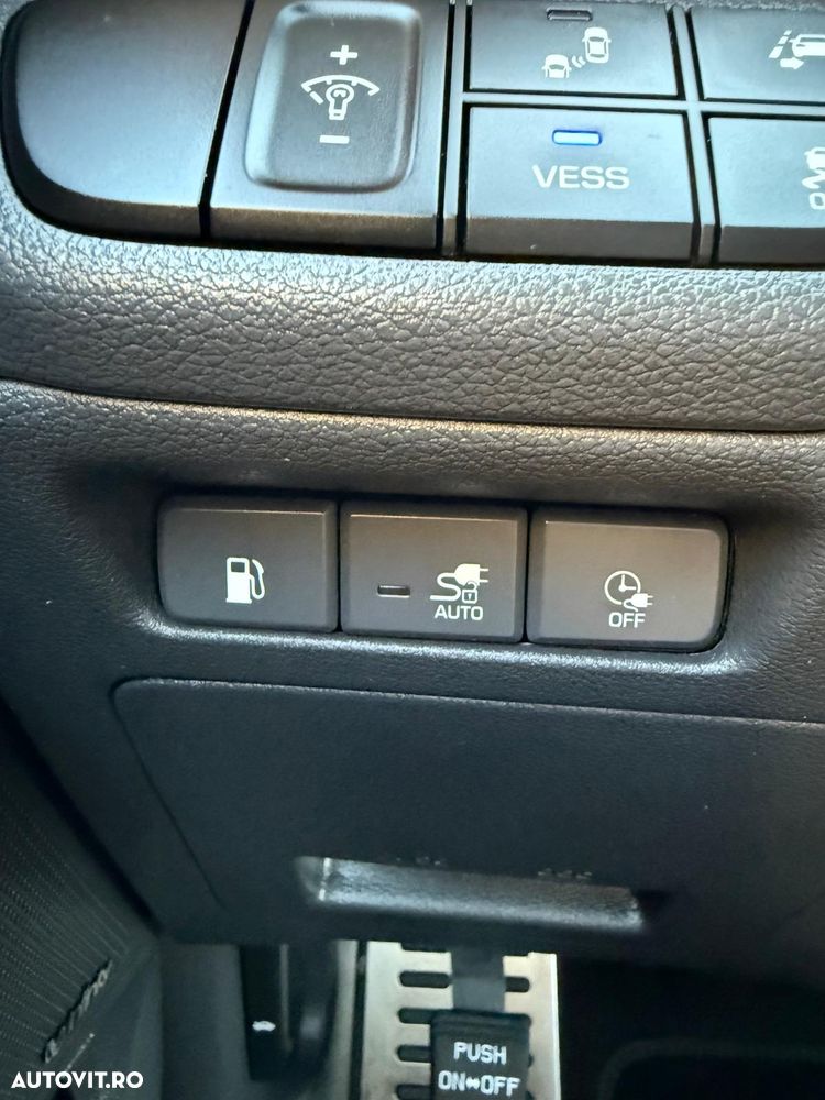 Hyundai IONIQ 1.6 141CP Exclusive - 27