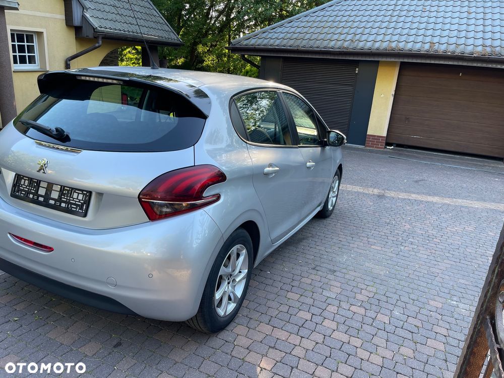 Peugeot 208 82 VTI Active - 10