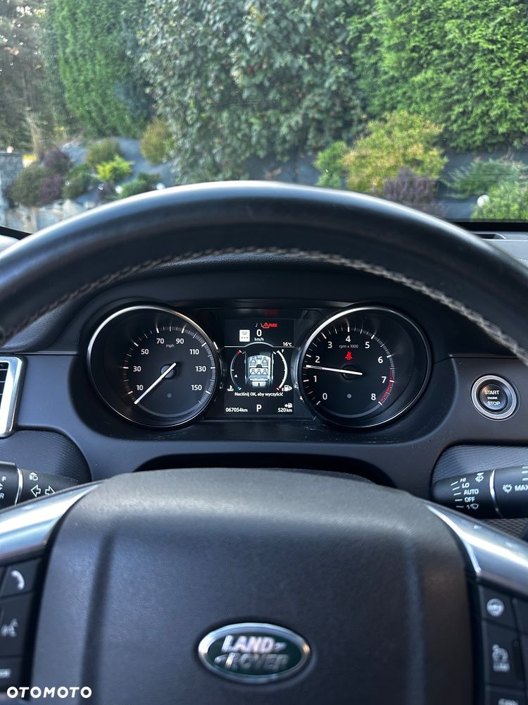 Land Rover Discovery Sport 2.0 P250 mHEV R-Dynamic HSE - 9