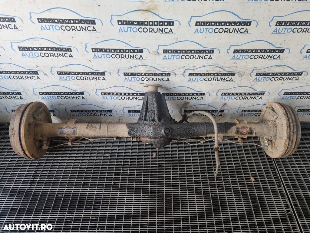 Punte spate Toyota Hilux 3.0 D - 4D 2010 - 2015 4 Usi (1302) 4x4 - 1