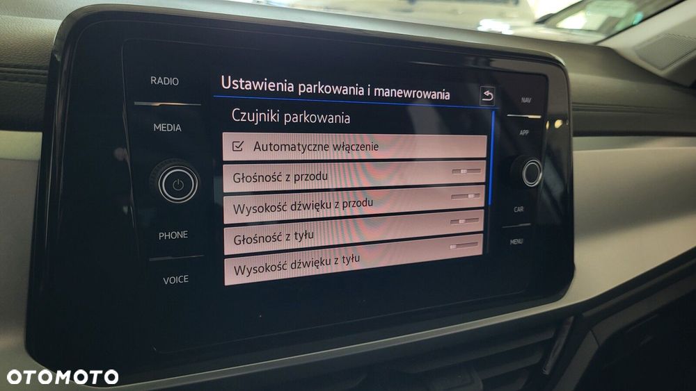 Volkswagen T-Roc - 38