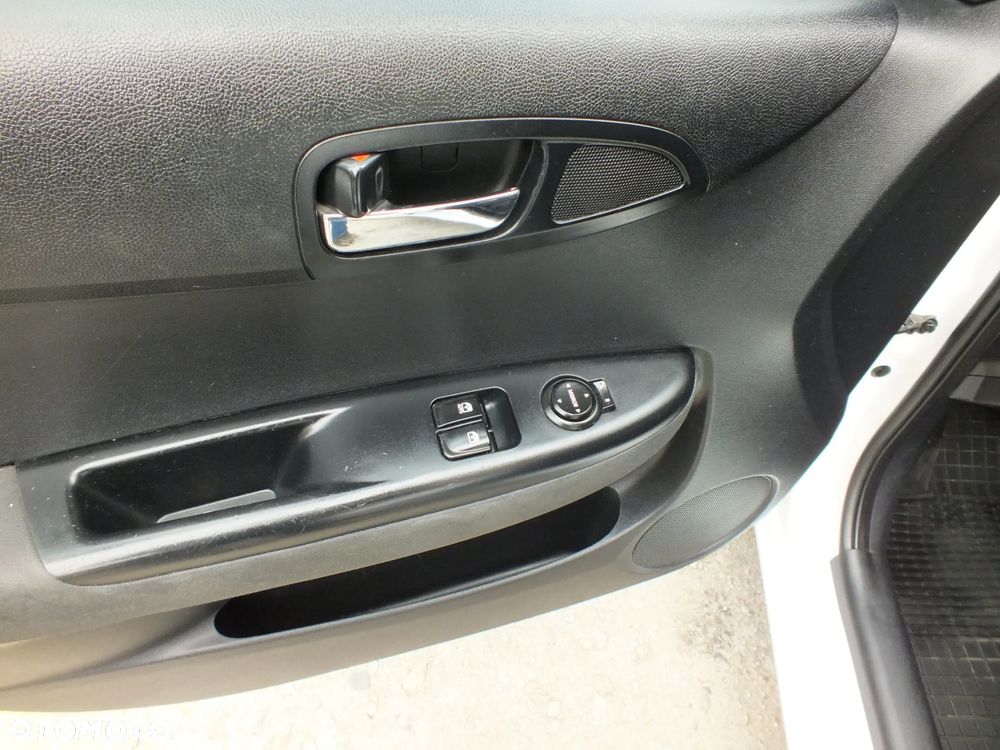 Hyundai i20 - 21