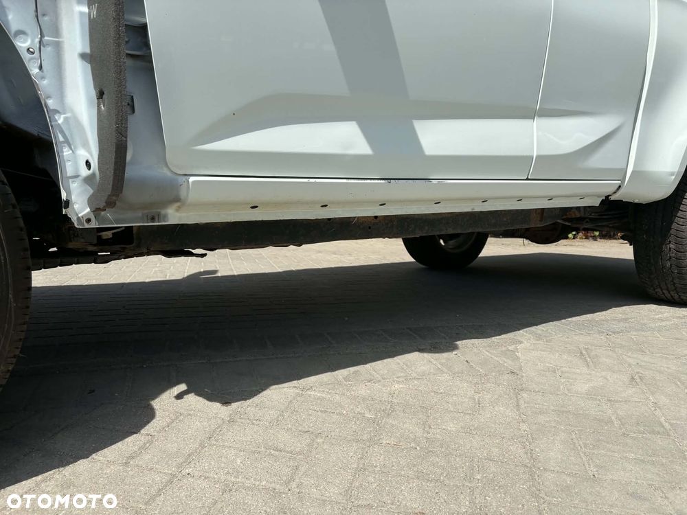 Isuzu D-MAX - 34