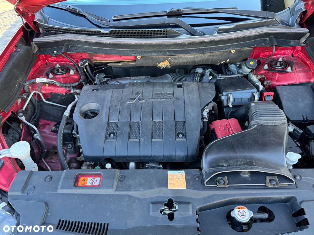 Mitsubishi Outlander - 26