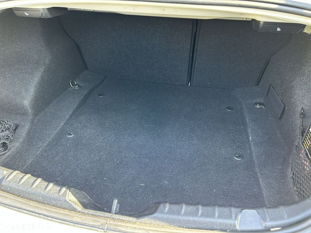 BMW Seria 2 - 18
