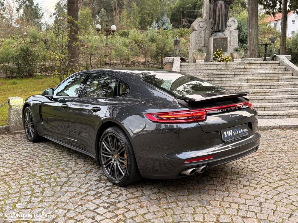 Porsche Panamera 4 S - 7