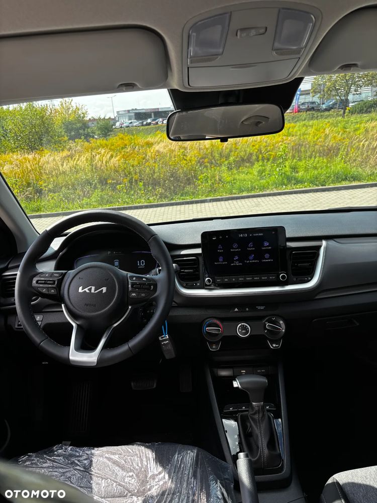 Kia Stonic - 5
