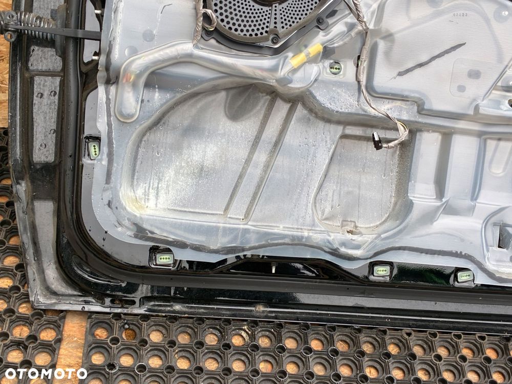 FORD MUSTANG 5 V UA Kod lak. DRZWI PRZÓD PRZEDNIE PRAWY PRAWE - 14