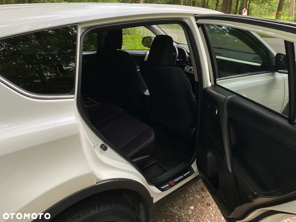Toyota RAV4 2.0 D-4D Premium - 21