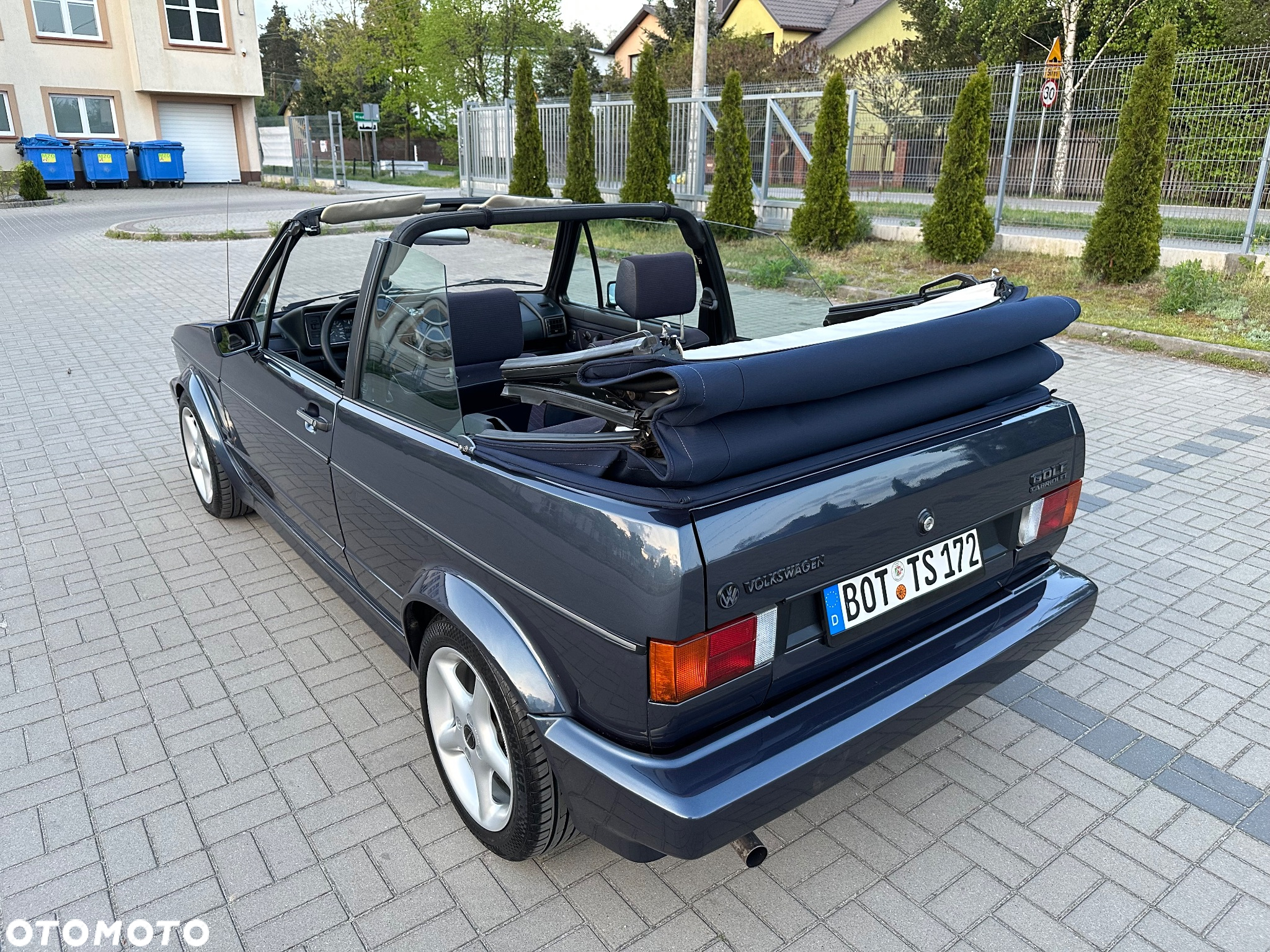 Volkswagen Golf 1.6 GL - 10