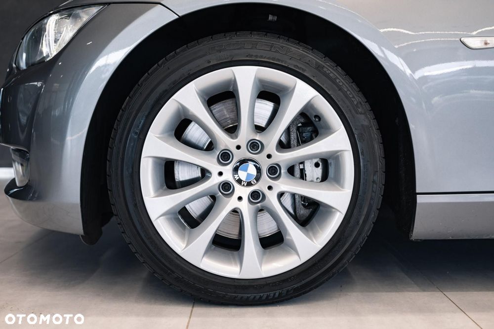 BMW Seria 3 - 36