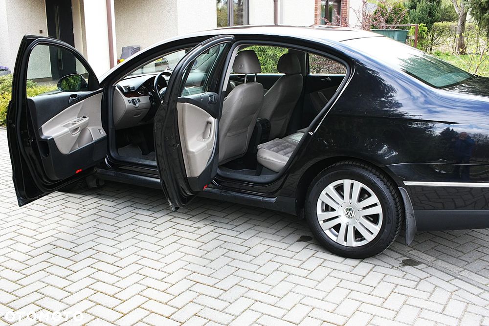 Volkswagen Passat 2.0 TDI DPF Highline DSG - 8