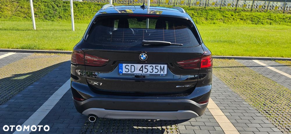 BMW X1 sDrive18i GPF Advantage - 2